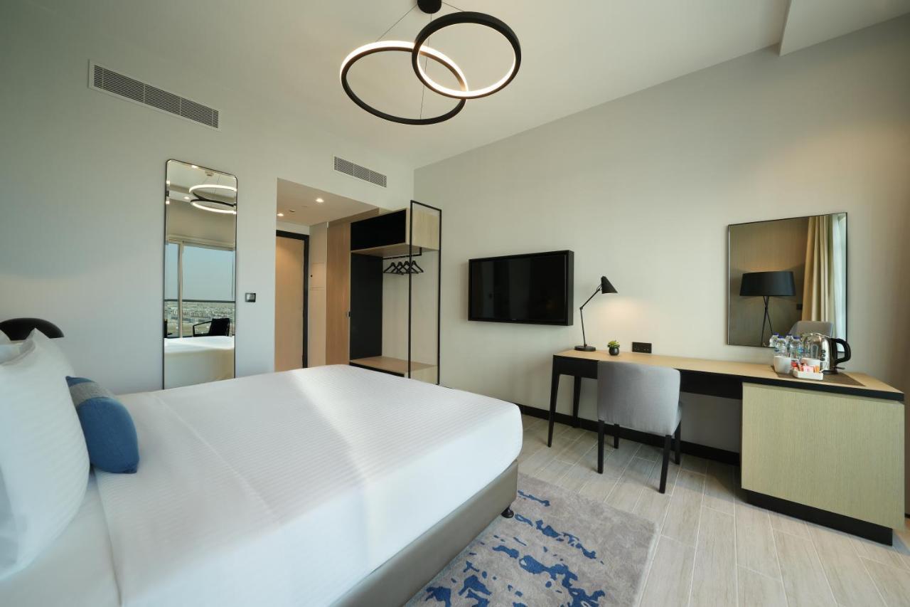 Damac Hills 2 Hotel, An Edge By Rotana Hotel Dubai Exterior photo