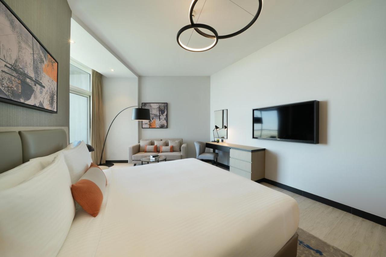 Damac Hills 2 Hotel, An Edge By Rotana Hotel Dubai Exterior photo
