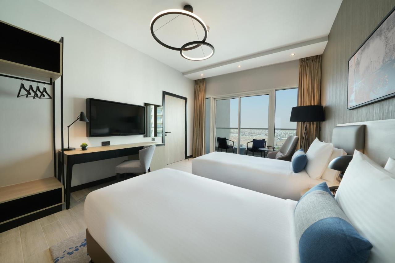 Damac Hills 2 Hotel, An Edge By Rotana Hotel Dubai Exterior photo